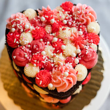 Chocolate Valentines Day Cake