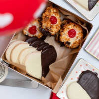 valentine-s-day-cookie-tin-straight-down Valentine’s Day Cookie Tin