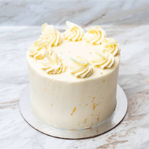 Carrot cake whole Carrot cake whole